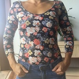 Floral Print Bodysuit Size Small